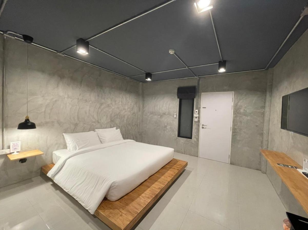 Loft Space Hotel Ranong Exterior foto