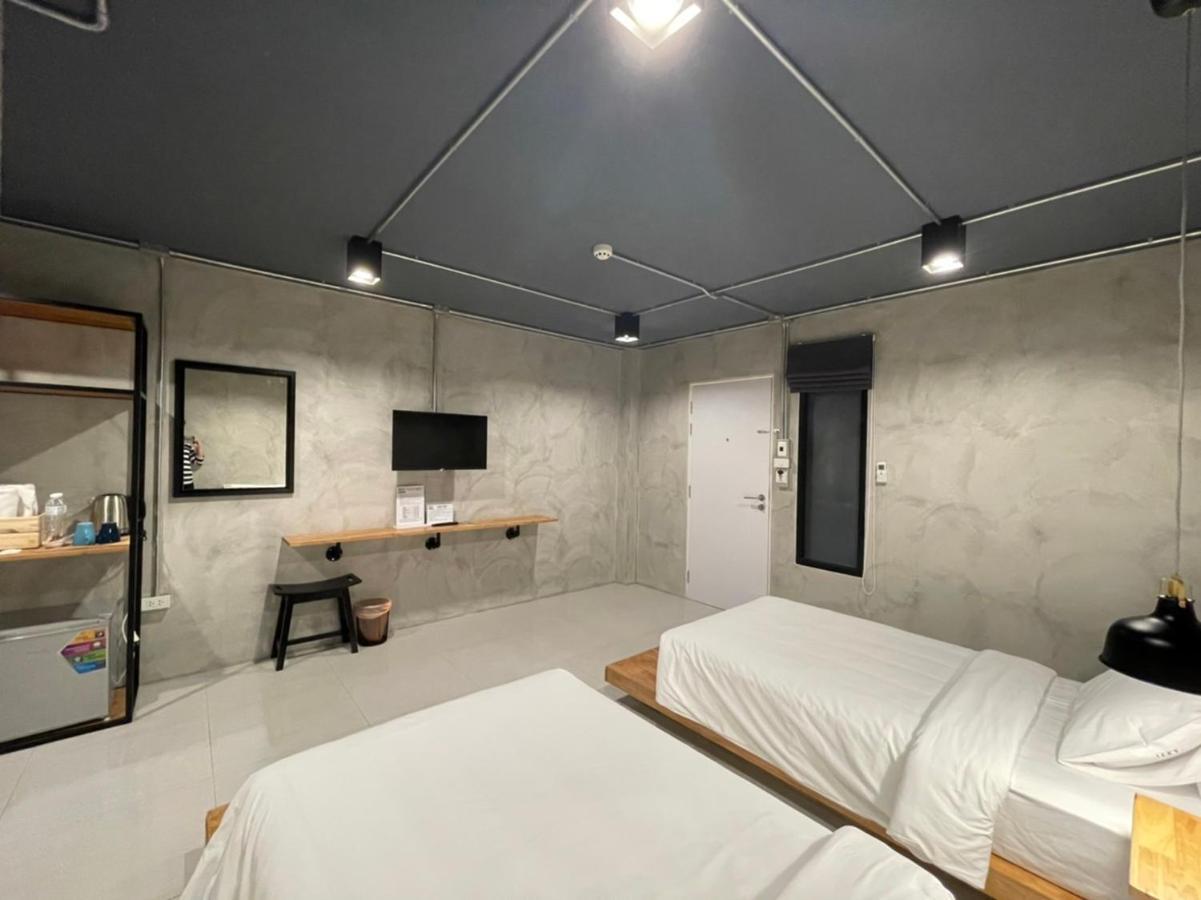 Loft Space Hotel Ranong Exterior foto