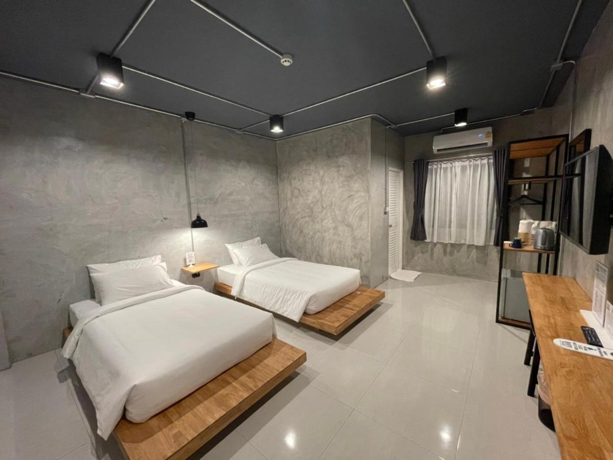 Loft Space Hotel Ranong Exterior foto